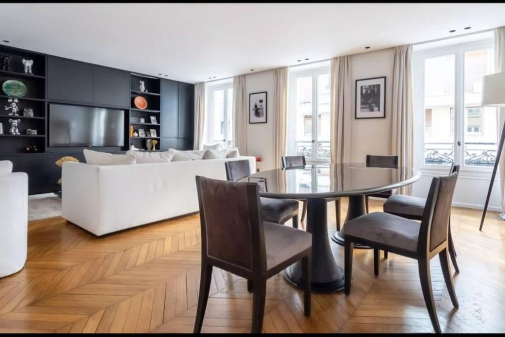Amazing Apartment 2Bdr/6Pax Next To Champs Elysees Párizs Kültér fotó